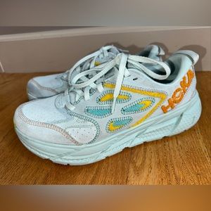 Hoka One One Clifton L Embroidered shoes